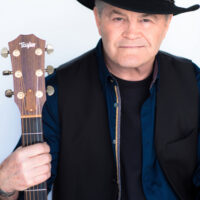 Micky Dolenz of the Monkees at FabFest!